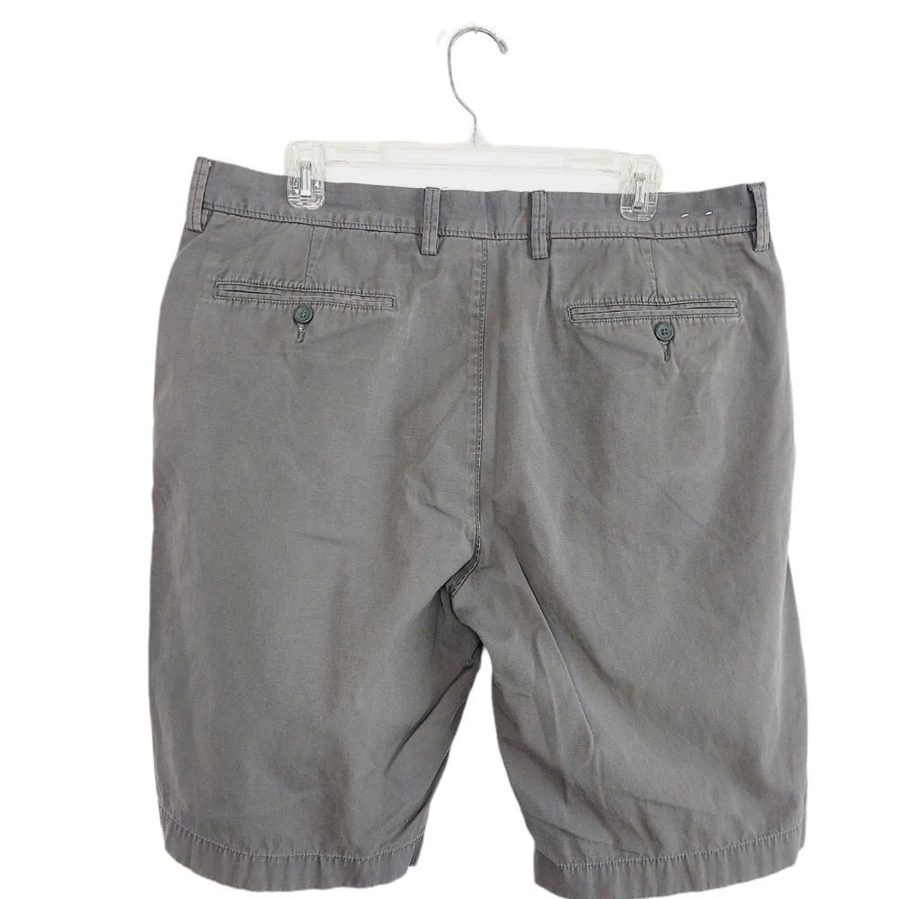 J.CREW Men Chino Shorts Size 36 Classic Flat Front 100% Cotton Gray Khaki EUC